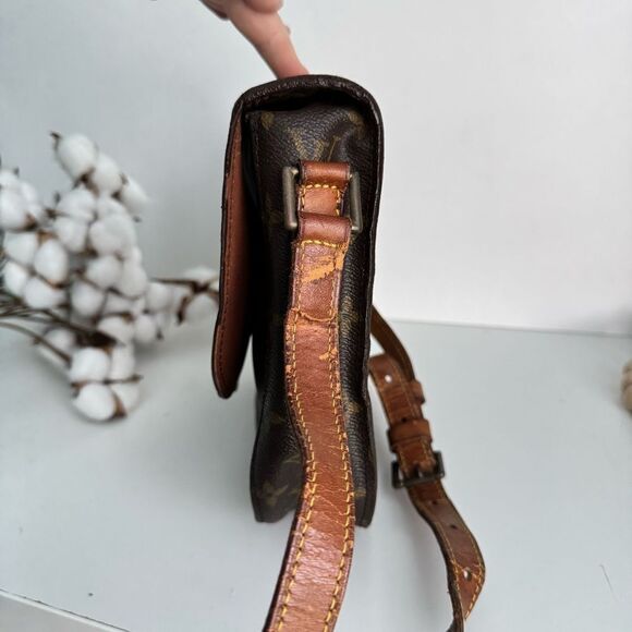 ✅AUTHENTIC✅LOUIS VUITTON SAINT CLOUD GM - Picture 10 of 17